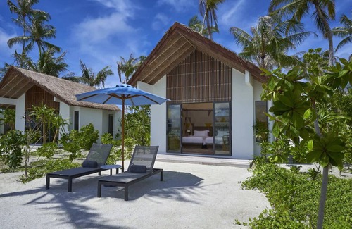 Farukolhufushi Island Hotel | Gold Beach Villa, 2 Twin Bed, Direct Beach Access, Hard Rock Maldives