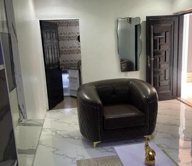 Ibadan Apartment | GOLD - Luxury on all round