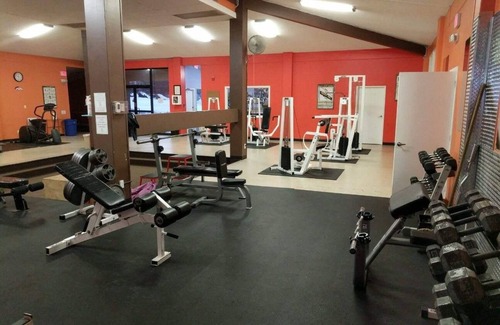 Golden House | Golden Condo with Pool, Gym and Hot Tub - Near Hiking Trails and Light Rail