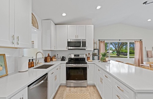 Palm Beach Country Estates House | Golden Fall Stay Views, Vibes & Pickleball