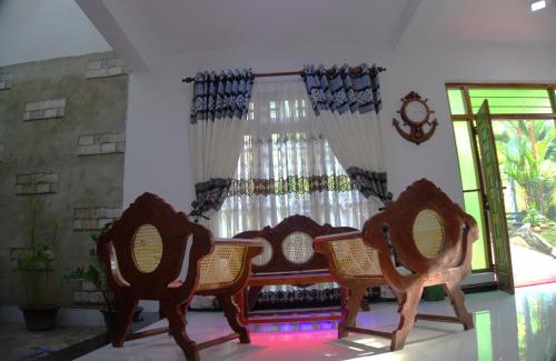 Yatinuwara House | Golden Holiday Home