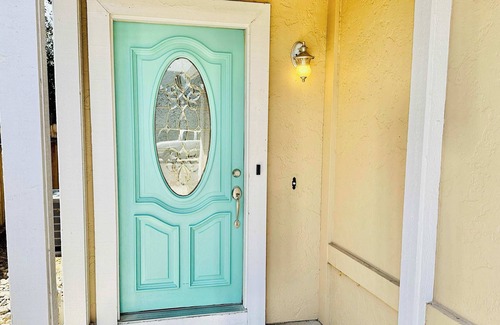 Sparks House | Golden Hour Haven/Sleeps 9