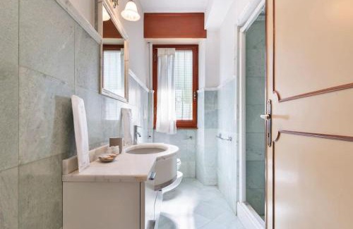 Forte dei Marmi House | Golden Luxe - Quiete Villa,exclusive Garden in Forte dei Marmi
