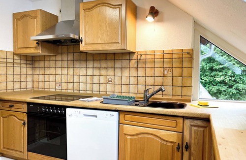 Untermunkheim Apartment | 🌟 Golden Oldie Kocherblick – Retro Charm meets Boho Style 🌿