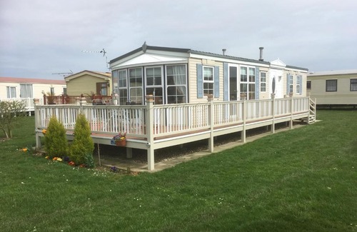 Chapel Saint Leonards Other | Golden palm resort skegness