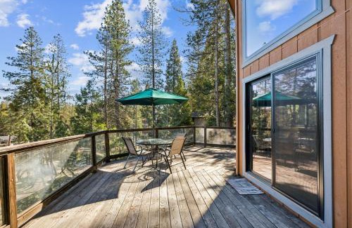 Groveland House | Golden Peak Cabin home