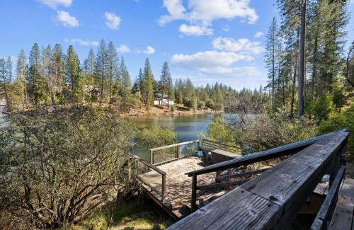 Groveland House | Golden Peak Cabin home