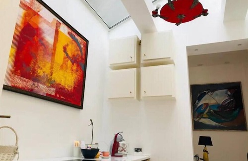 Sofia City Center Apartment | Golden pearl - top center, luxurious, jacuzzi loft