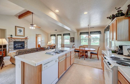 Angels Camp House | Golden Rule Cottage-located on golfcourse