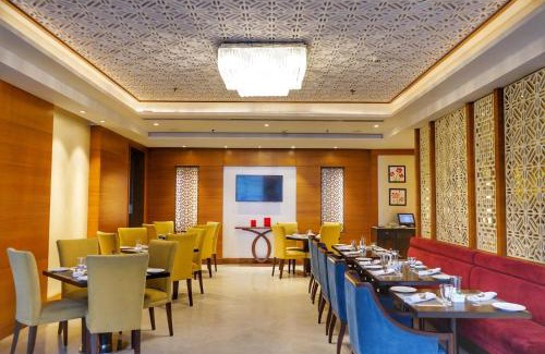 Amritsar Hotel | Golden Sarovar Portico