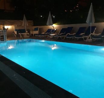 Altnkum Mahallesi Apartment | Golden Spark Apart Hotel