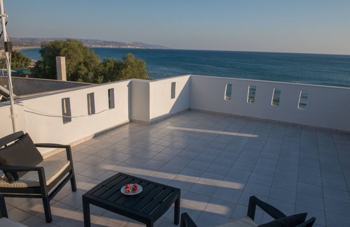 Kokinos Pirgos Apartment | Golden Sun - Beautiful studio in a modern style with amazing sea view