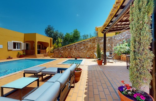 Estombar House | Golden Vila Estômbar