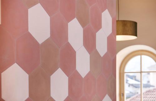 Caldaro Sulla Strada del Vino Apartment | Goldengel Design - Suiten im historischen Ortskern von Kaltern