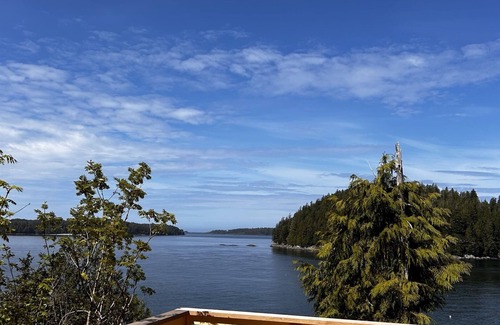 Tofino Cabin | Golds Cottage Private, Ocean Views, Close to Town