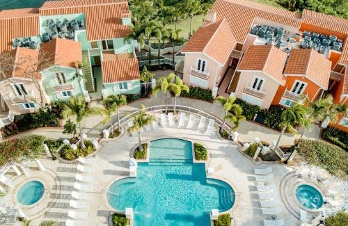 Cabezas Apartment | Golf Course Access Balcony Infinity Pool