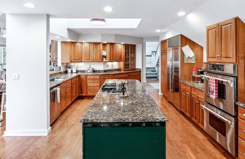 Quechee House | Golf Course, Fireplace, Pool Table - The Oasis*