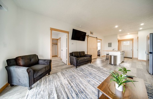 Erie Condo | Golf Course View: Centrally Located Condo in Erie
