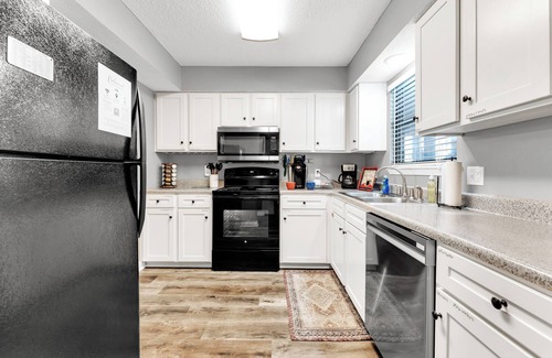 Table Rock Condo | Golf Front Condo, INDOOR POOL, Pointe Royale Resort, Branson, Amenities Galore!