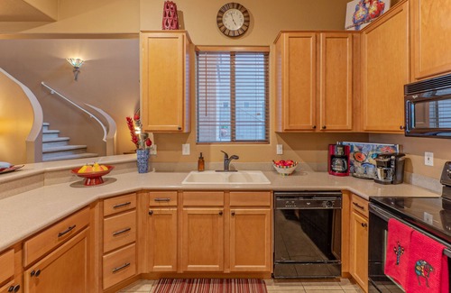 Gold Canyon House | Golf & Mt VIEWS, Golfers/Hikers Paradise, Comm Htd Salt POOL & Spa, All King Beds