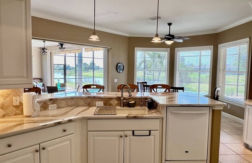 Burnt Store Isles House | Golf, Swimming, Sunshine and so close to Downtown Punta Gorda!