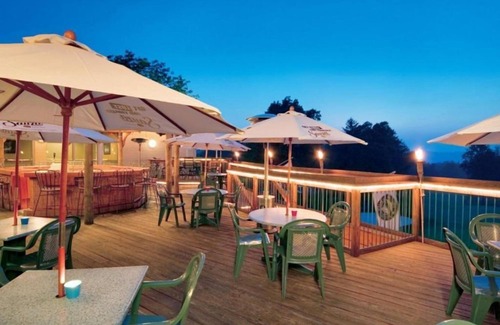 Cheat Lake Apartment | Golf & Wellness Sanctuary: Lakeview Resort Studio w Pool & Spa Sauna