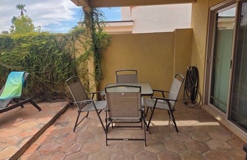 Palo Verde House | Golfer's retreat with entertainers backyard-includes golfcart