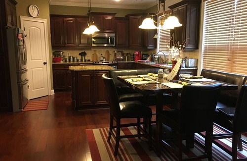 Riverwood Plantation House | Golfers Paradise-No Greenjacket Necessary. Sleeps 10 . Golf Sim. Heated Pool.