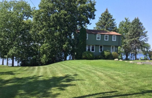 South Hero Cottage | Gone Fishing! Is Pet Friendly!