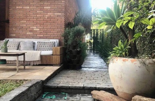 Vila Madalena House | Good vibes in a big house in Vila Madalena São Paulo