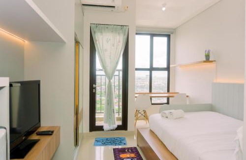 Ciputat Apartment | Good Deal and Simply Look Studio Room at Transpark Bintaro Apartment By Travelio