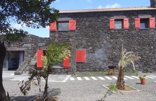 Sao Roque do Pico Cottage | Good Signs Retreat
