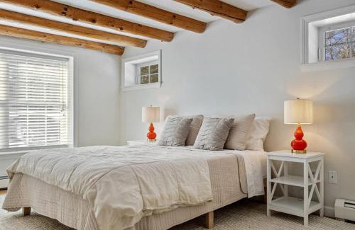 York Beach House | Good Tidings Stay for 8