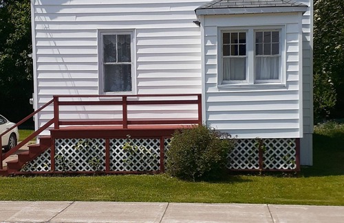 Shediac House | Good Times in the Maritimes/Joie de Vivre Acadiens