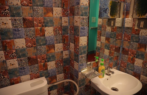 Varanasi Hotel | Good Vibes Hostel