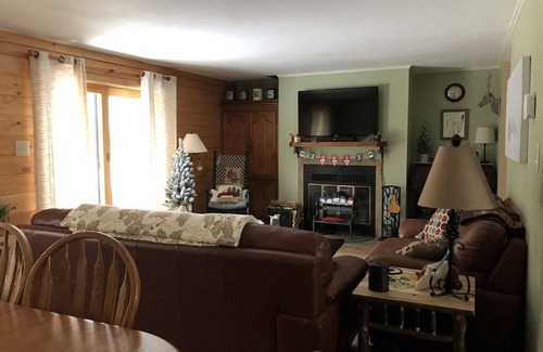 North Creek House | Gore Mnt. Ski resort near Lake George- Unit 8 Bldg. A