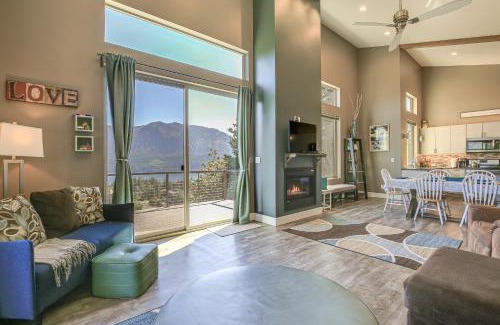 Carson House | Gorge Retreat - Modern Carson Home with Mtn Views!