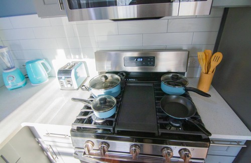 East New York Apartment | ✪Gorgeous 1BR + Balcony ✪30mins ➜ NYC, 13mins ➜JFK