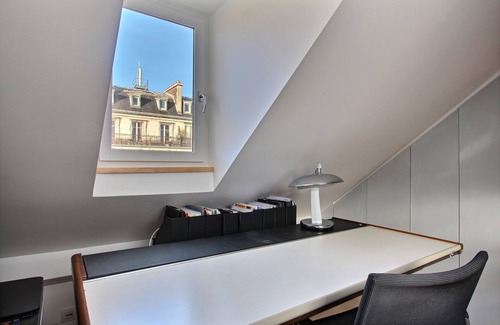 6th Arrondissement Apartment | Gorgeous 2 BD 2 BTH, with AC and nice view of St. Germain, insurance included