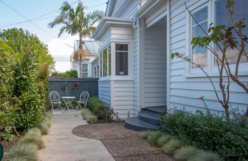 Ponsonby House | Gorgeous 2 Bedroom Guest Suite in Herne Bay