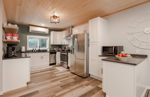 Brinnon Cabin | Gorgeous 2BR cabin on secluded lot minutes from Hood Canal activities