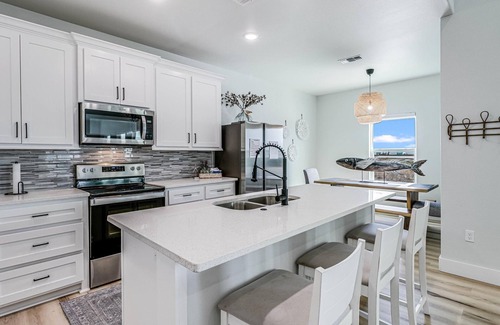Rockport House | Gorgeous 3/2 home with amazing waterviews! Veteran Owned Business