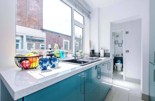Nantwich House | Gorgeous 3-bed home, amazing location, sleeps 7!