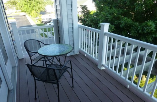 Ludington Condo | Gorgeous 3 Bedroom, 2 Bath Condo in Downtown Ludington near Marina and Beach!