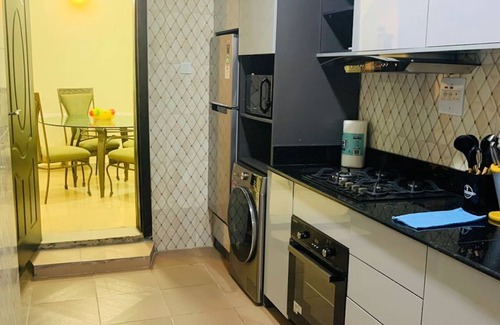 Lagos Apartment | Gorgeous 3 bedroom Flat in a serene estate wifi