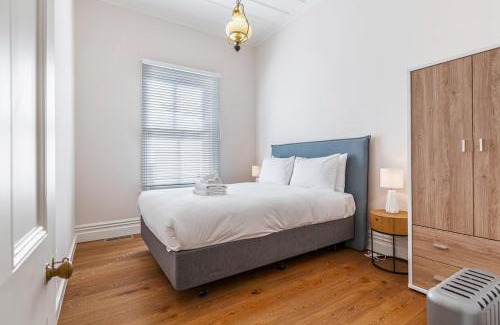 Mount Eden House | Gorgeous 4BR Mt Eden Retreat by Zodiak Stays