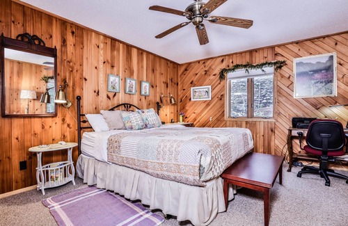 Lake Tomahawk House | Gorgeous 5 bedroom home on Two Sisters Lake with direct snowmobile access!