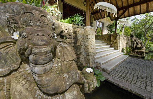 Samplangan Villa | Gorgeous 5BR Villa W/Waterfall & Feature Garden Located Near Ubud! W/Pool!
