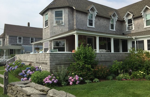 Oak Bluffs House | Gorgeous 7BR/6BA Ocean views Walk to Beach & Town - 10% off two week stay!