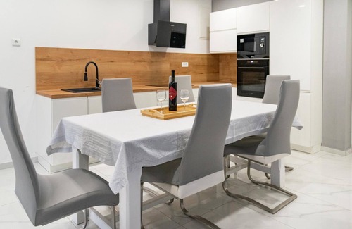 Dracevac Ninski Apartment | Gorgeous apartment in Dracevac Ninski